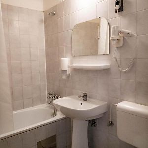 Private Bathroom Quadruple Room